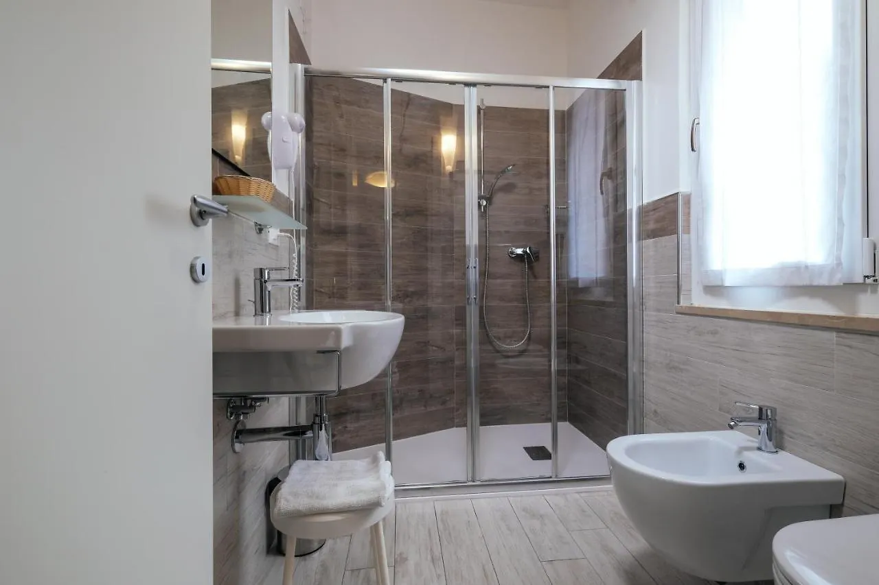 Hotel Firenze 3 Stelle Superior Brenzone sul Garda