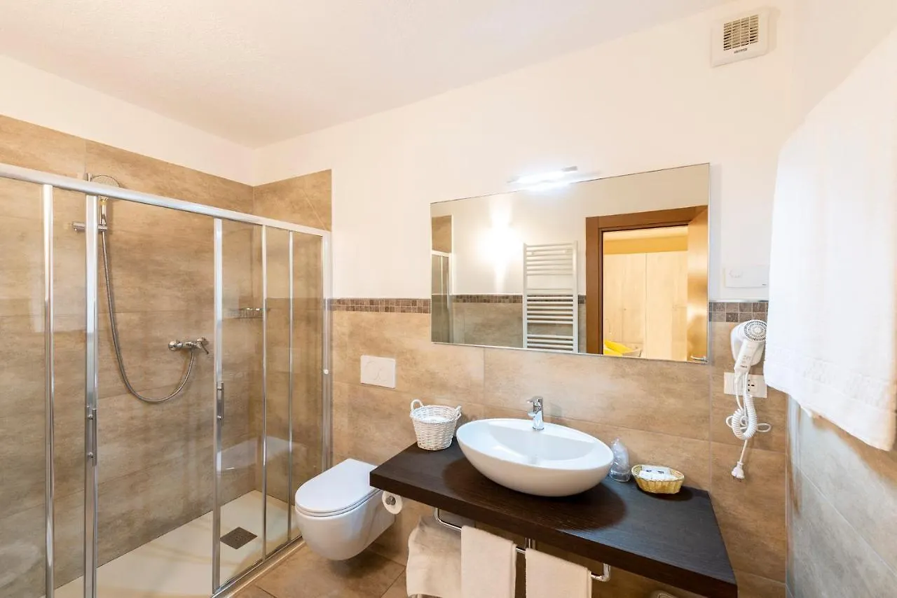 Hotel Firenze 3 Stelle Superior Brenzone sul Garda Italy