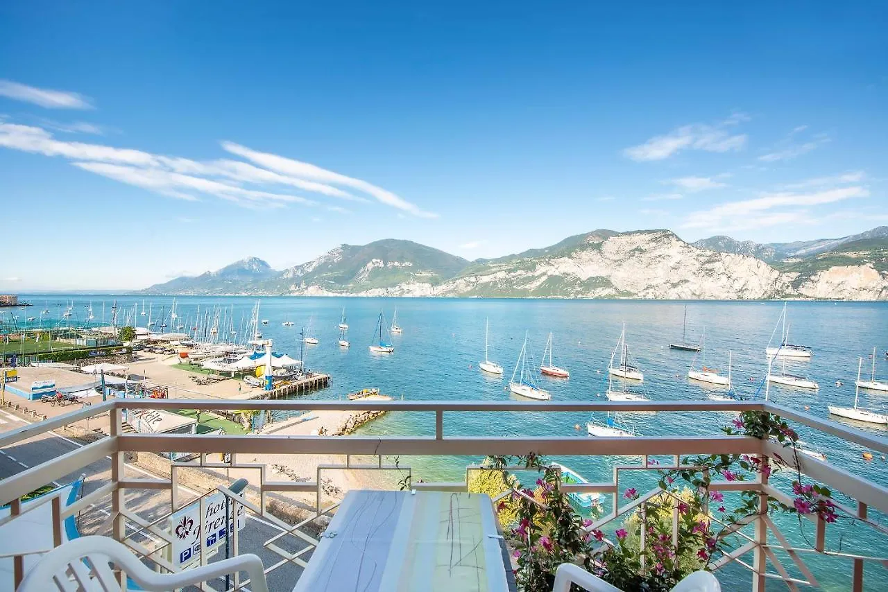 Hotel Firenze 3 Stelle Superior Brenzone sul Garda Italy
