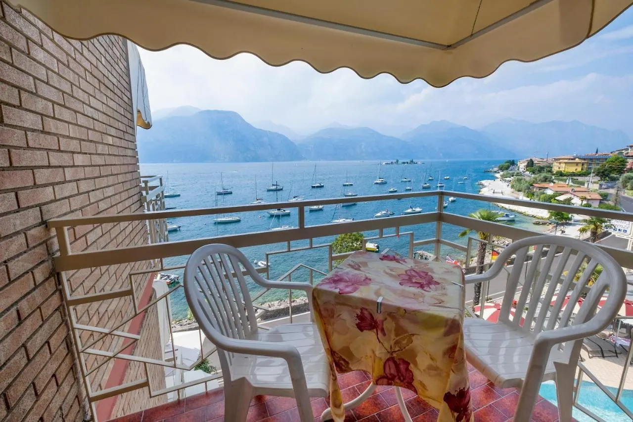 Hotel Firenze 3 Stelle Superior Brenzone sul Garda 3*,