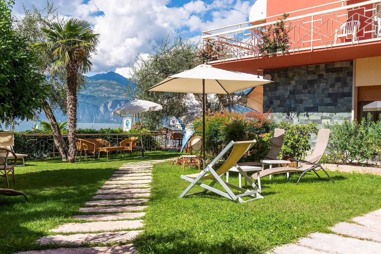Hotel Firenze 3 S Brenzone sul Garda 3*,