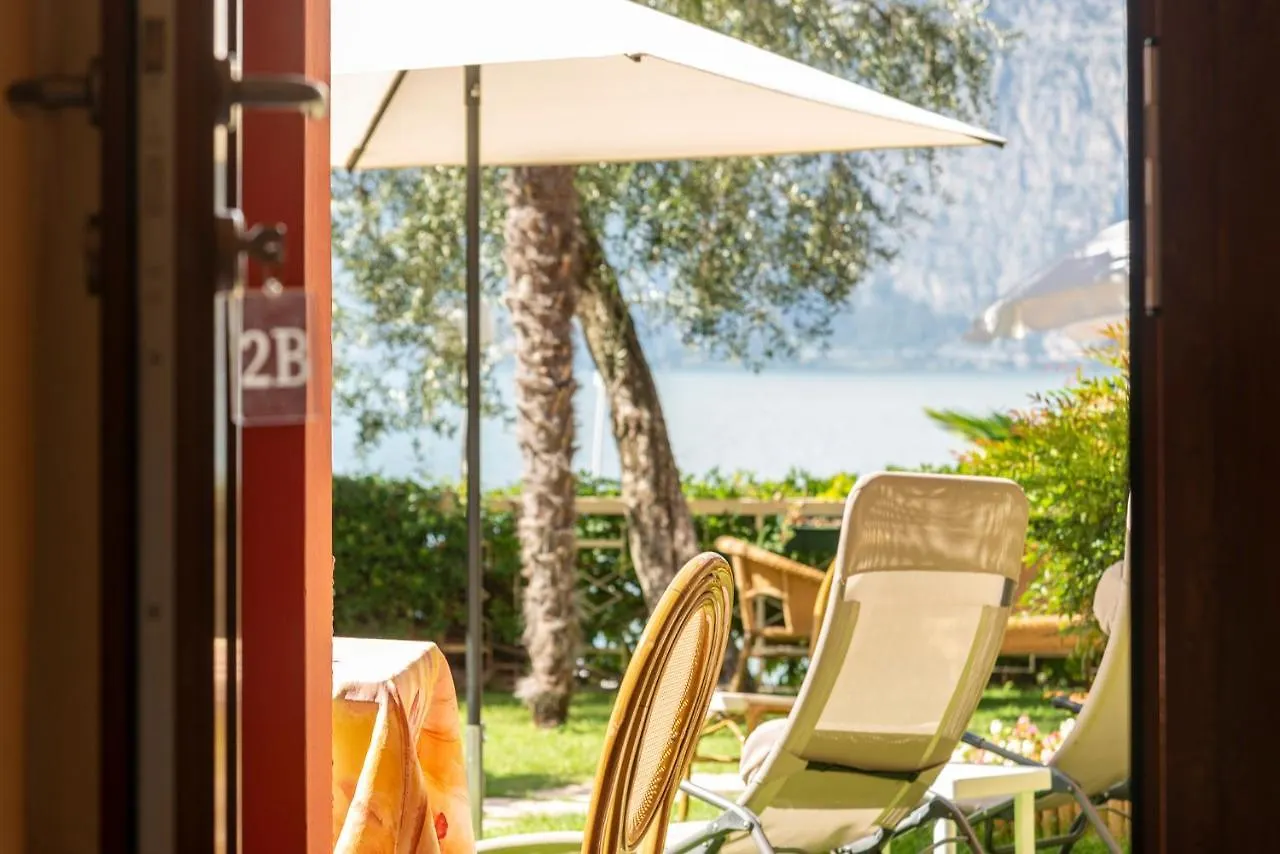 Hotel Firenze 3 S Brenzone sul Garda 3*,  Italien