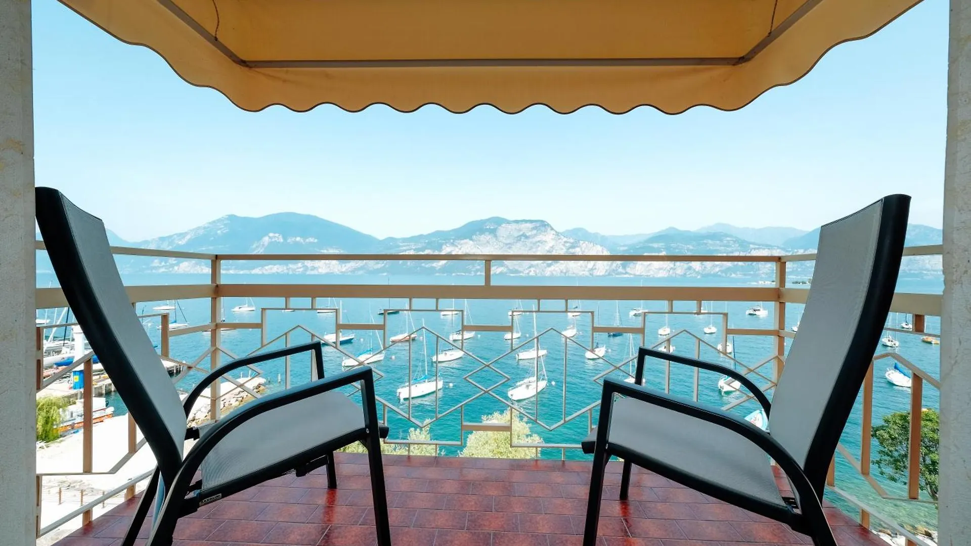 Hotel Firenze 3 S Brenzone sul Garda 3*,  Italien