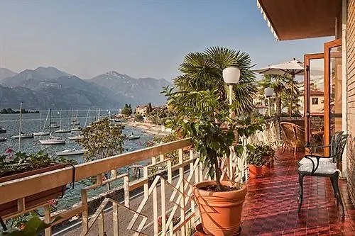 Hotel Firenze 3 S Brenzone sul Garda Italien