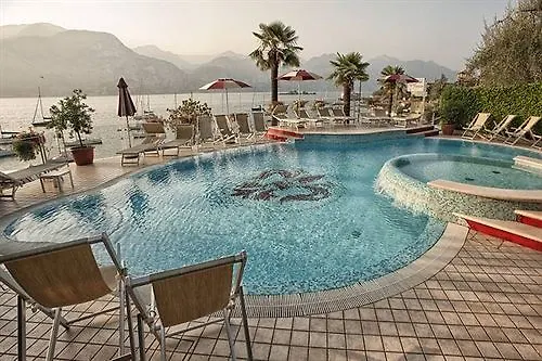 Hotel Firenze 3 S Brenzone sul Garda