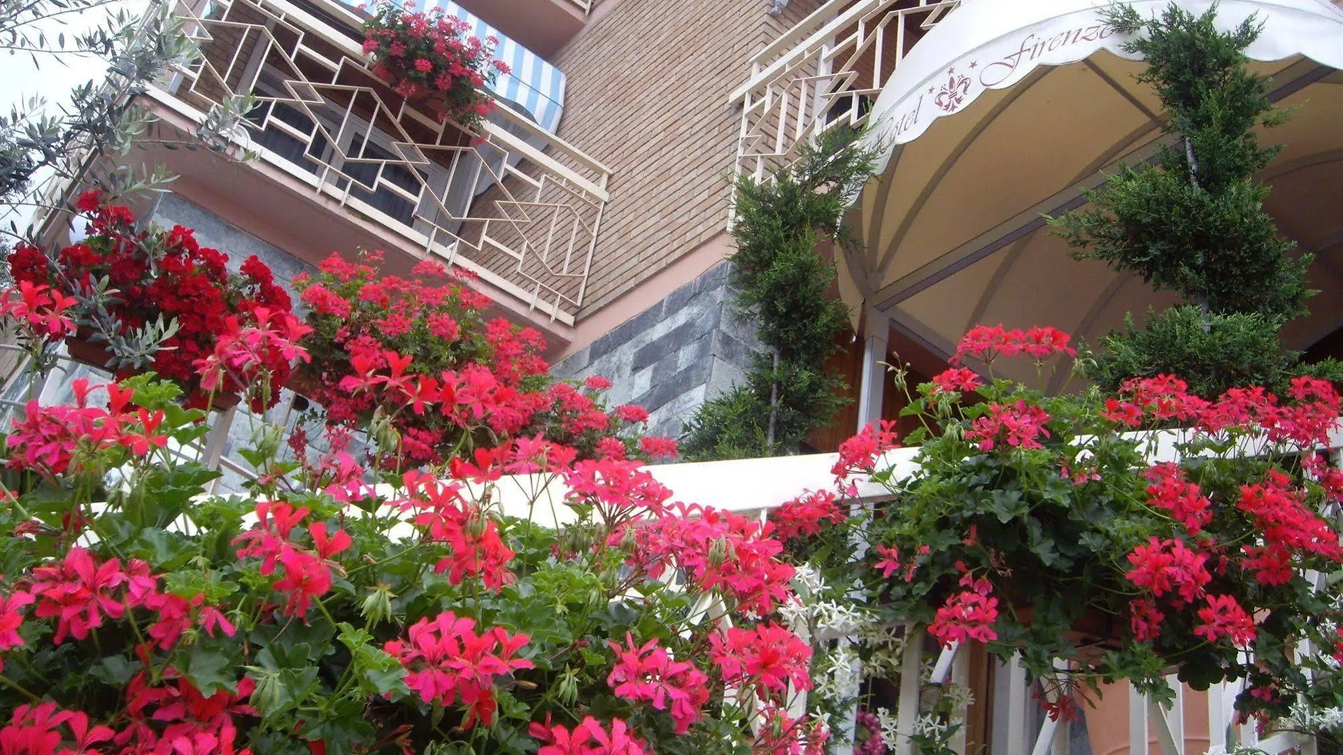 ***  Hotel Firenze 3 S Brenzone sul Garda Italien