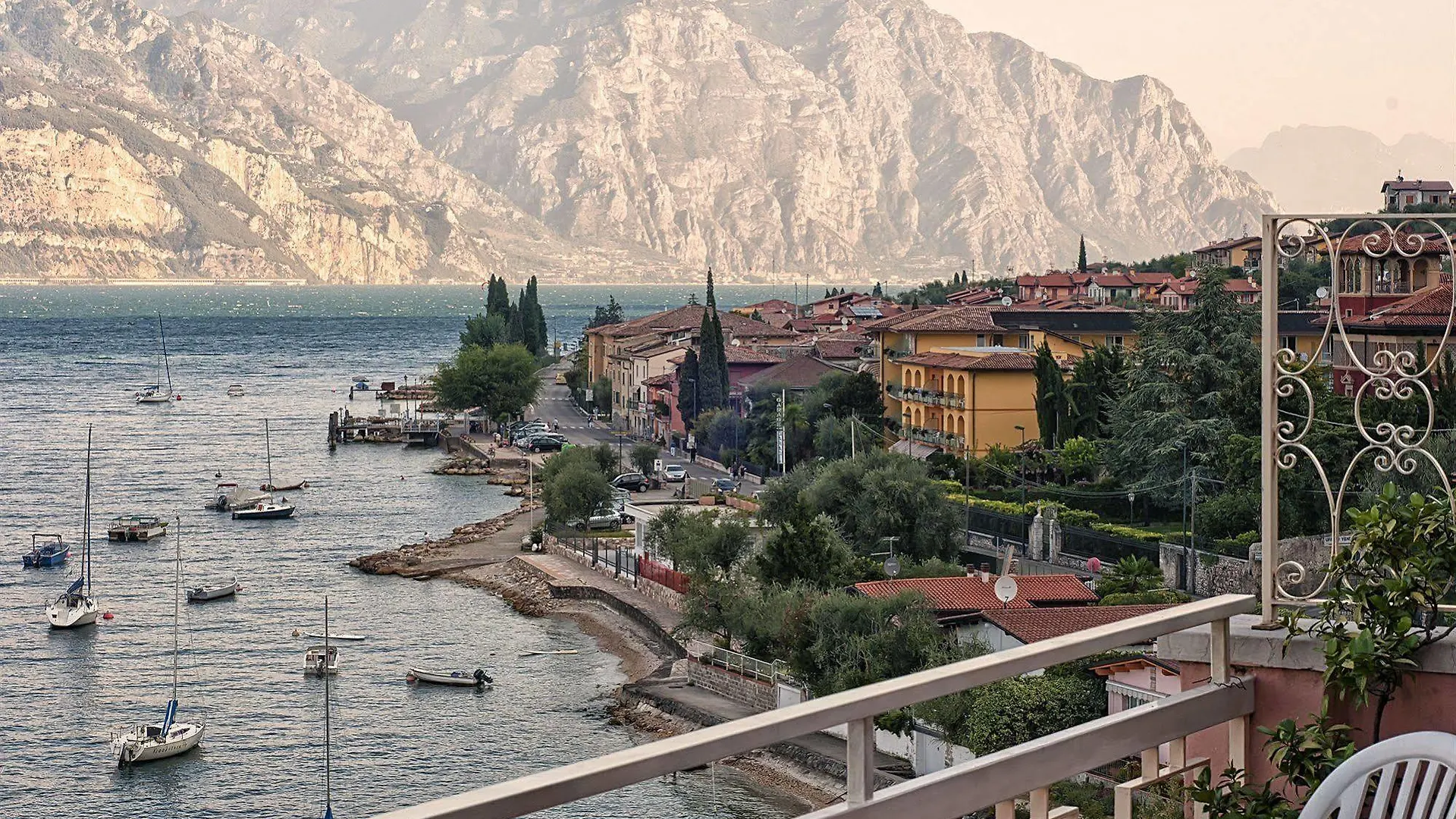 Hotel Firenze 3 S Brenzone sul Garda