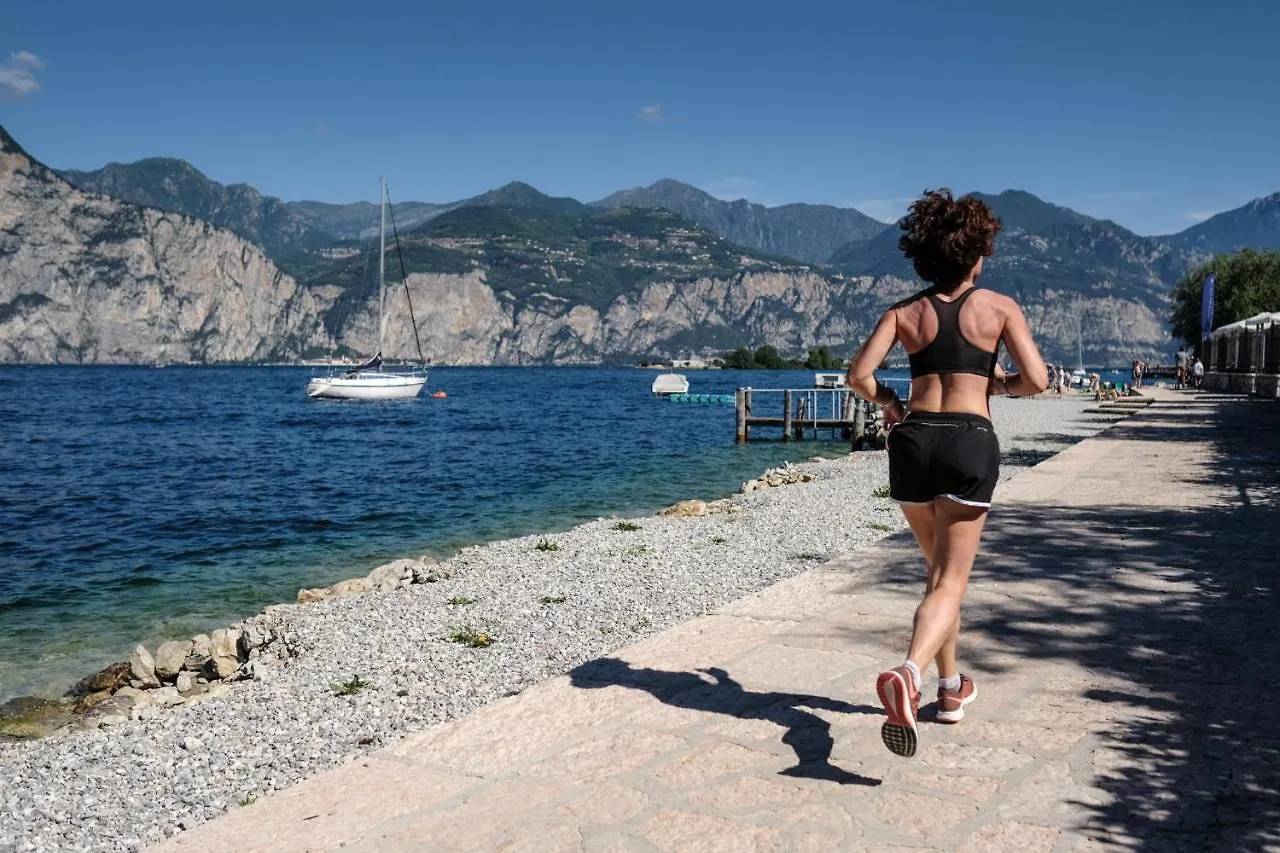 Hotel Firenze 3 Stelle Superior Brenzone sul Garda 3*,